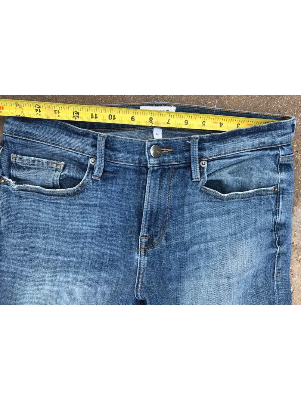 Frame Made in USA  L'Homme Slim-Fit Denim Blue Jeans Light Wash Mens 30x31 hole